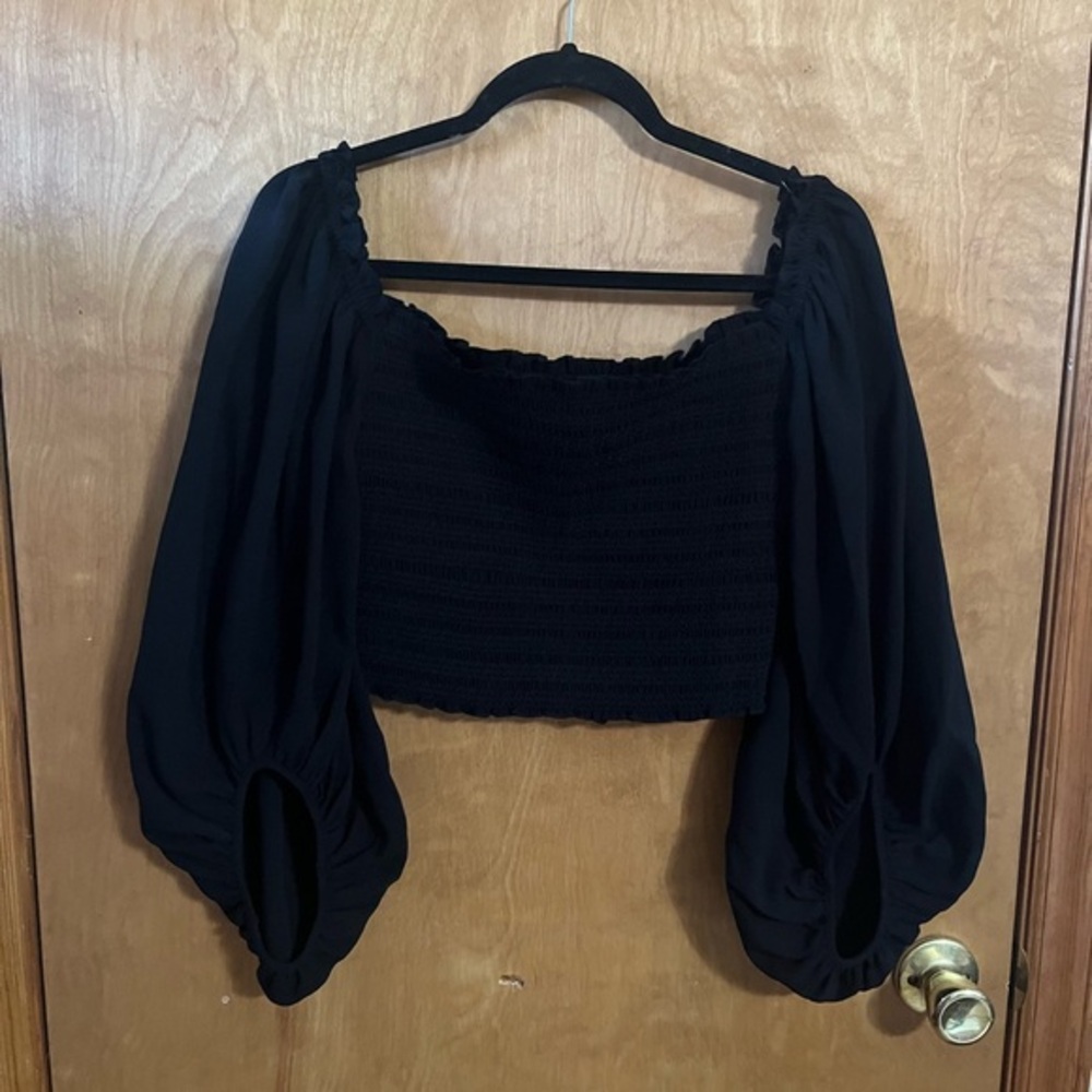 Sachin & Babi Black Puff Sleeve Women's Top Sample size.